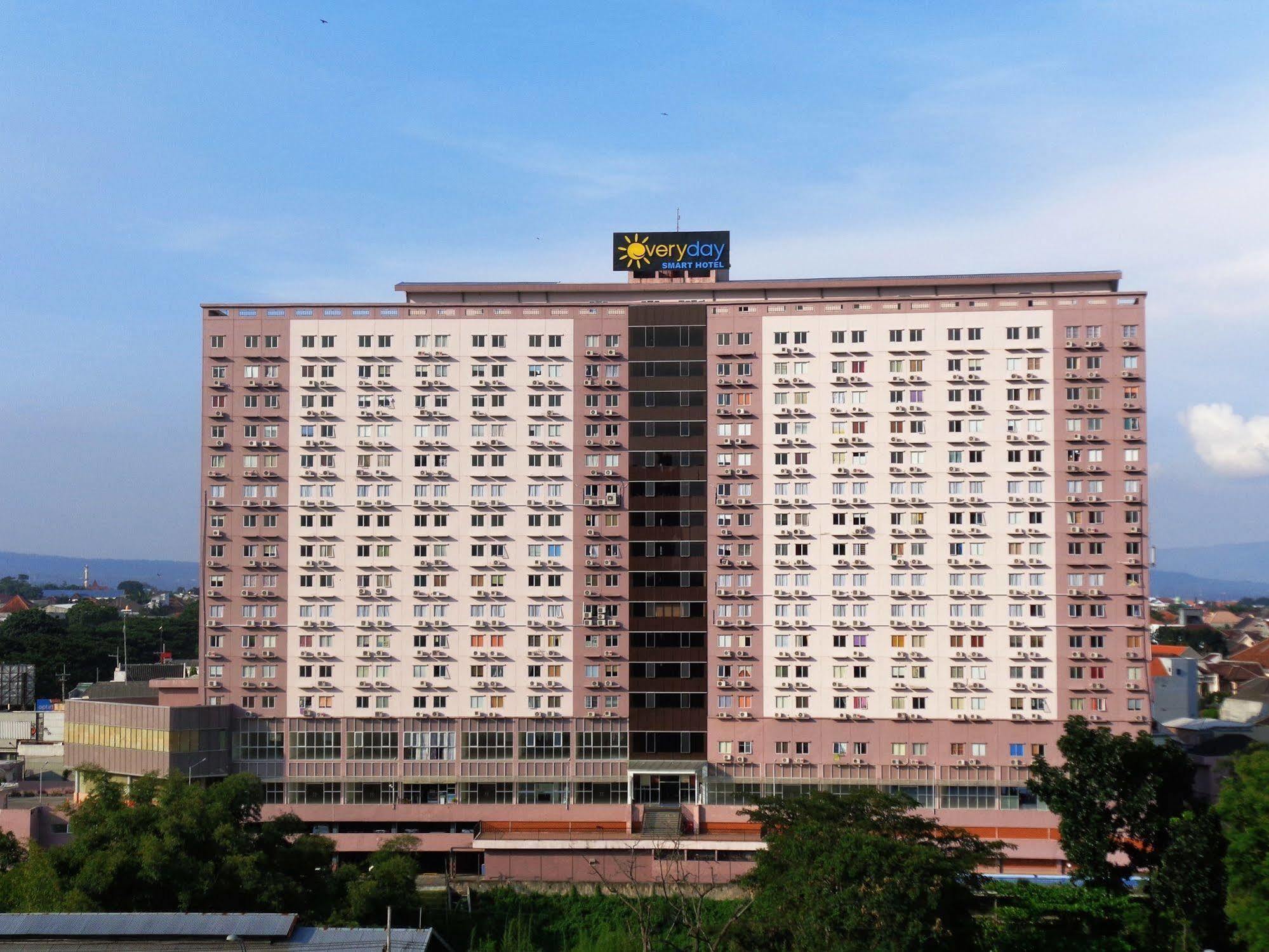 Everyday Smart Hotel - Маланг Екстер'єр фото